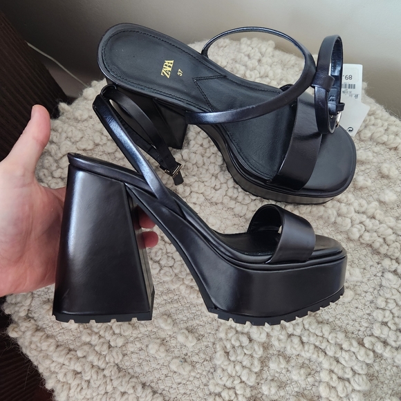 Zara Chunky Block Heel Sandals - Picture 9 of 14